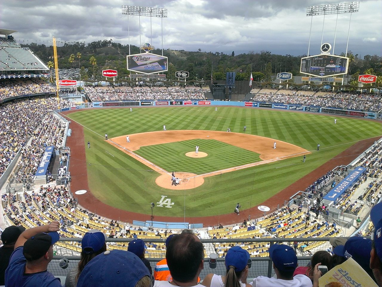 Pronósticos de MLB con IA: cómo funcionan los de gambeta.ai — acción de partido