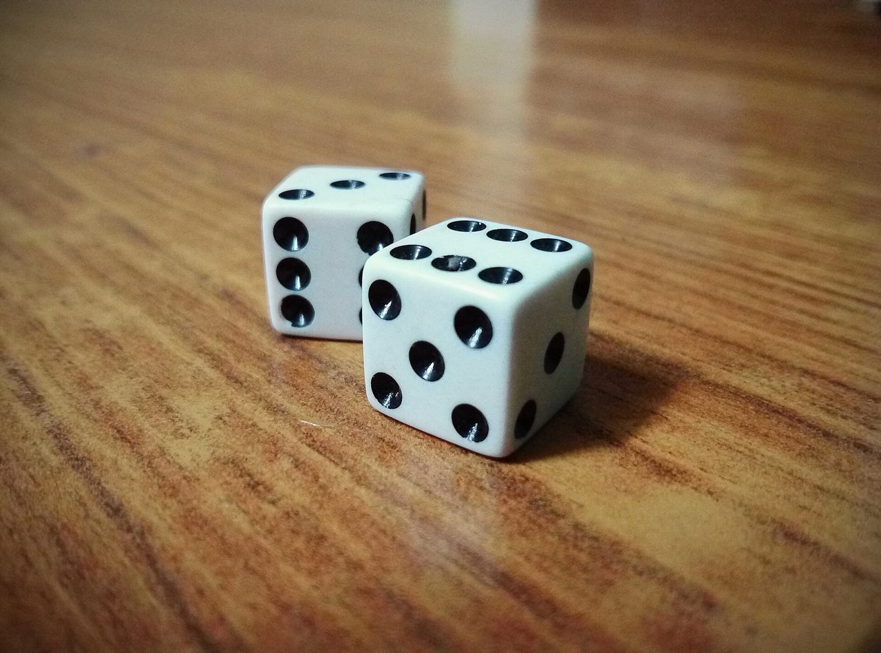 Cuotas y probabilidades: cómo convertirlas y encontrar valor — acción de partido