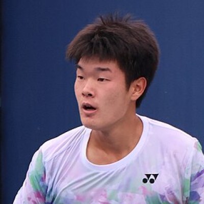 Qinwen Zheng